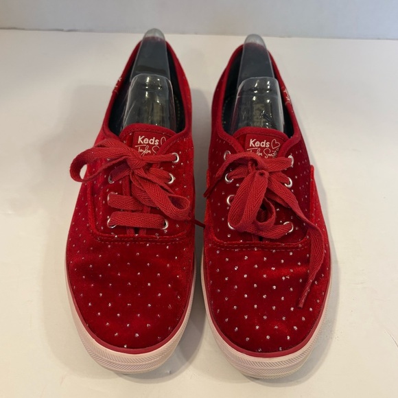 Keds Taylor Swift red velvet rhinestone accented tour sneakers size 8.5 - Picture 13 of 13
